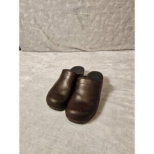 Dansko Leather Clogs Women’s EU 37/US 6.5-7 Brown Slip On Comfort Shoes